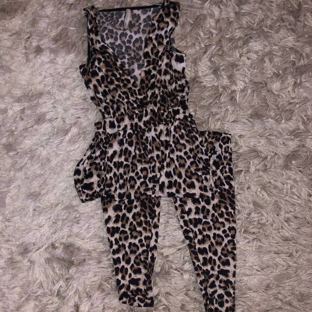 Cheetah print stretchy pant romper